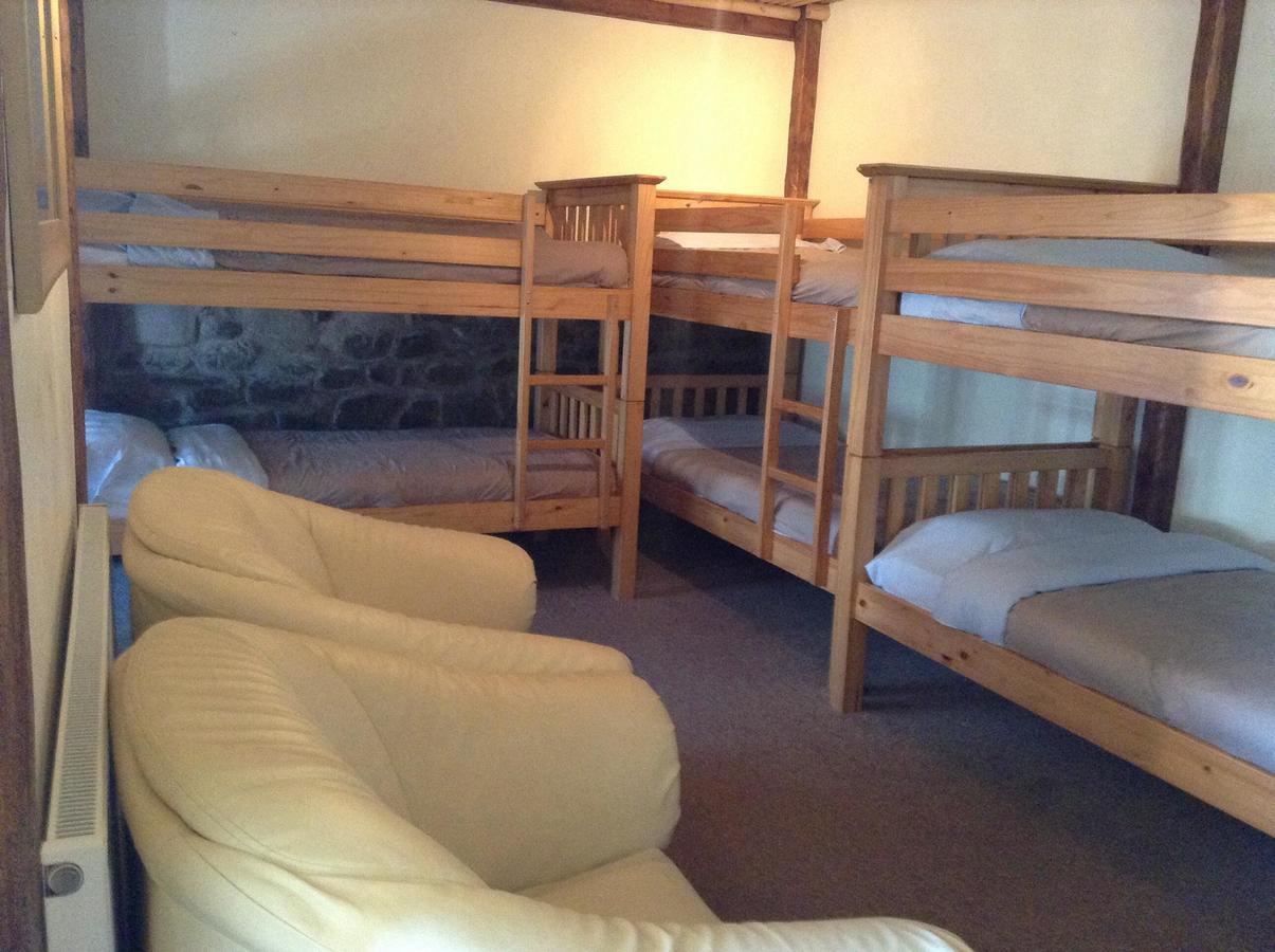 קארמרת'ן Pantyrathro International Hostel מראה חיצוני תמונה