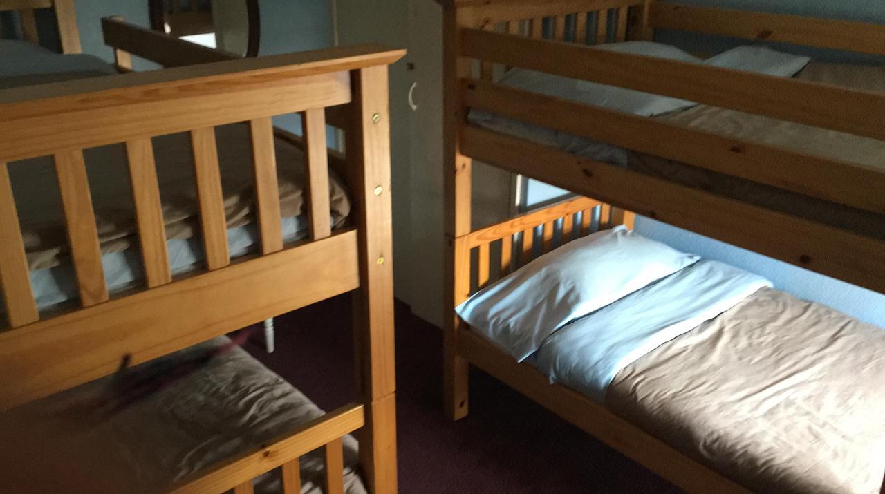 קארמרת'ן Pantyrathro International Hostel מראה חיצוני תמונה