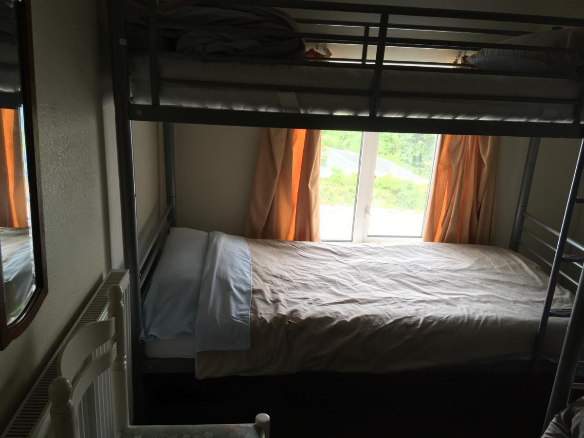 קארמרת'ן Pantyrathro International Hostel מראה חיצוני תמונה